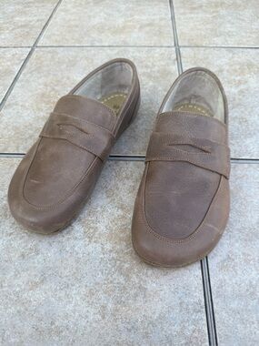 Earthing Harmony Men's Brown Slip-On Grounding Penny Loafers